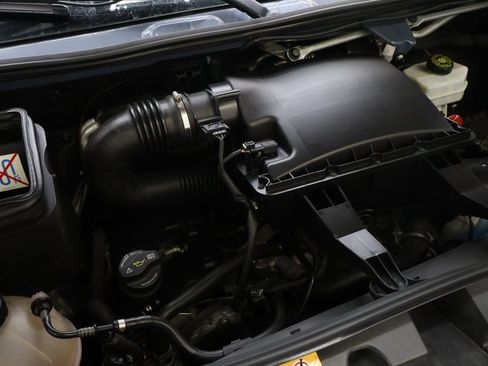 Used 2019 Mercedes-Benz Sprinter 144 image 19