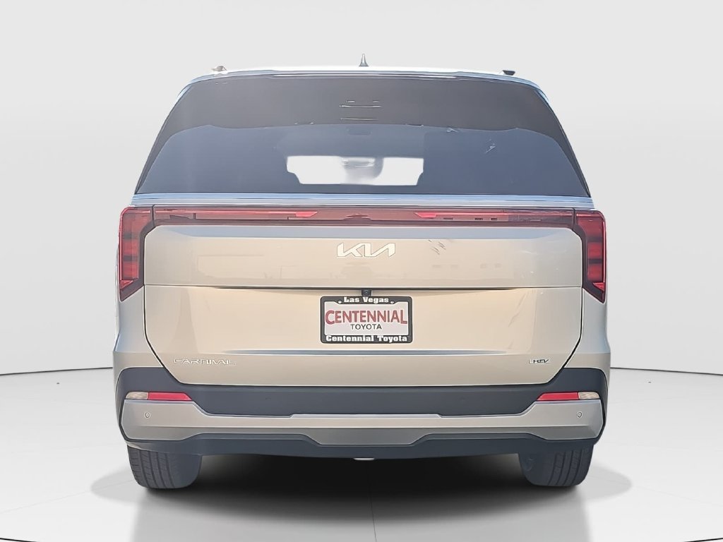 Used 2026 Kia Carnival EX FWD image 6