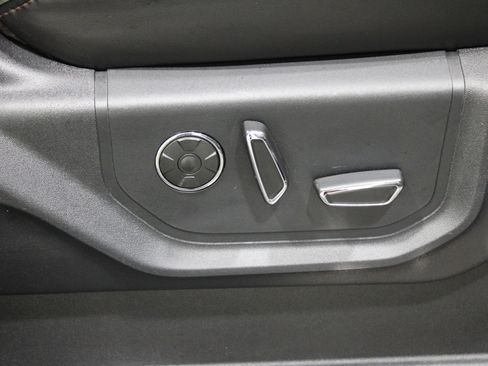 Used 2020 Ford F250 Platinum w/ Tremor Off-Road Package image 28