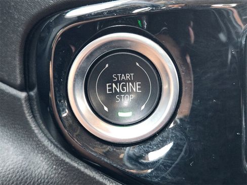 Certified 2025 Chevrolet Silverado 1500 LT image 21