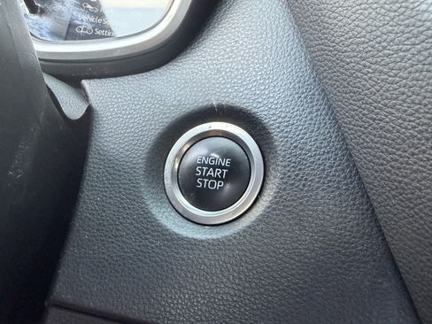 Used 2022 Toyota Corolla SE FWD image 27