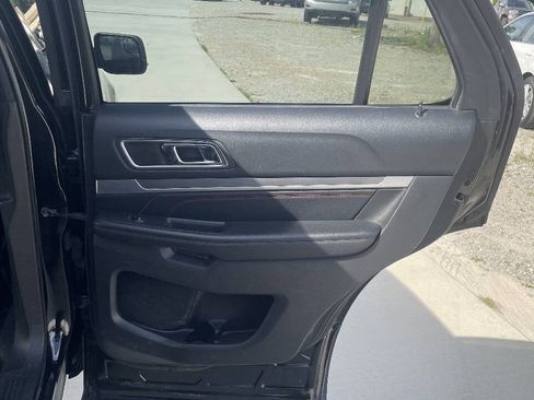 Used 2016 Ford Explorer Sport AWD/4WD image 25