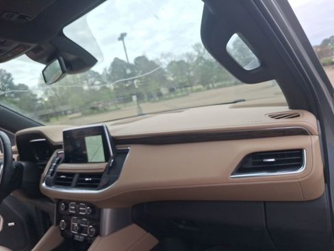 Used 2023 Chevrolet Tahoe Premier image 22