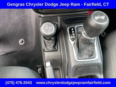 Used 2024 Jeep Wrangler Unlimited w/ Convenience Group AWD/4WD image 50