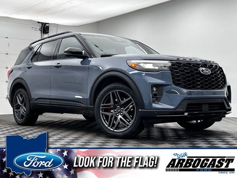 New 2026 Ford Explorer ST-Line w/ ST-Line Street Pack image 1
