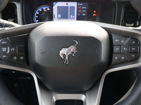 Used 2022 Ford Bronco 2-Door image 25