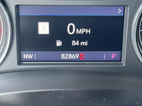 Used 2020 Buick Enclave Essence w/ Sound and Sites Package image 22