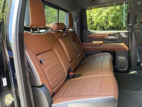 Used 2024 GMC Sierra 1500 Denali Ultimate AWD/4WD image 39