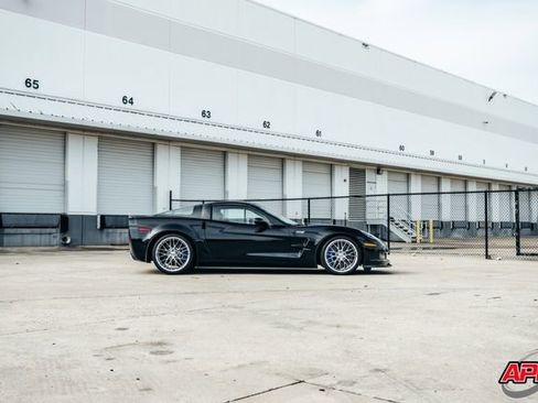Used 2011 Chevrolet Corvette ZR1 w/ Preferred Equipment Group RWD image 55