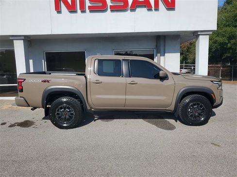 Used 2023 Nissan Frontier PRO-4X w/ Pro-4X Premium Package image 7