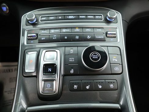 Used 2022 Hyundai Santa Fe Calligraphy image 16