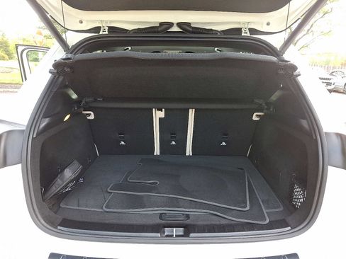 Certified 2025 Mercedes-Benz GLA 250 4MATIC image 27