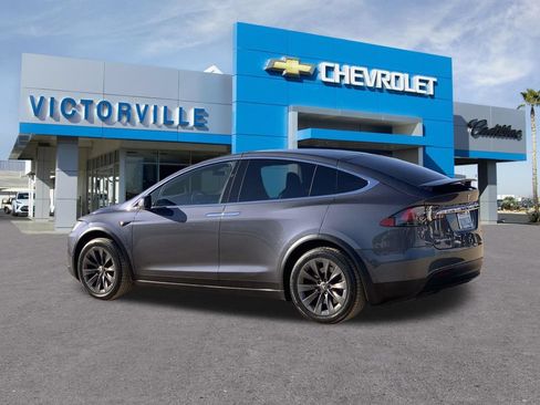 Used 2018 Tesla Model X 75D AWD/4WD image 6