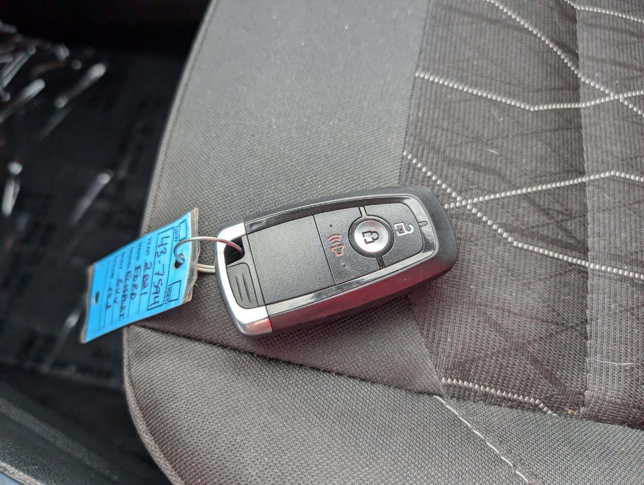Used 2021 Ford EcoSport SE w/ SE Convenience Package FWD image 24