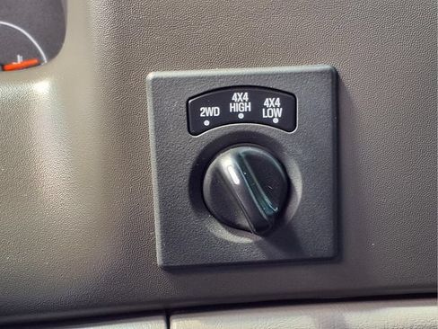 Used 2004 Ford F250 XLT AWD/4WD image 6