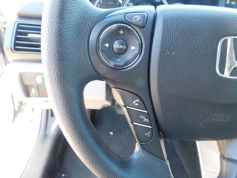 Used 2014 Honda Accord EX image 10