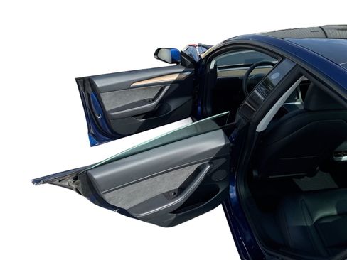 Certified 2023 Tesla Model 3 Standard Range RWD image 10
