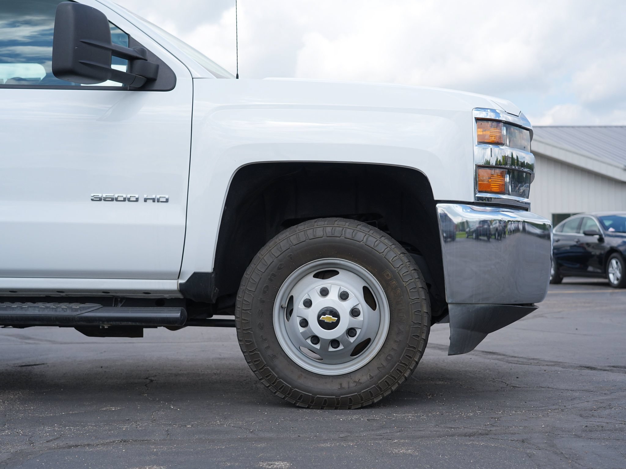 Used 2018 Chevrolet Silverado 3500 W/T AWD/4WD image 12