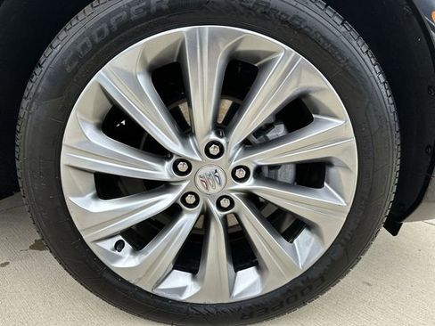 Used 2024 Buick Envista Sport Touring FWD image 21