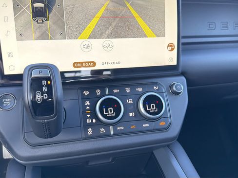 New 2026 Land Rover Defender 90 X-Dynamic SE AWD/4WD image 22