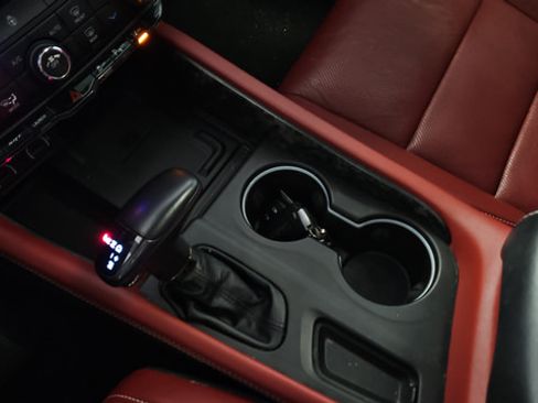Used 2021 Dodge Durango SRT w/ Premium Interior Group AWD/4WD image 19