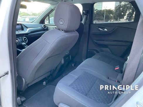Used 2020 Chevrolet Blazer LT image 23