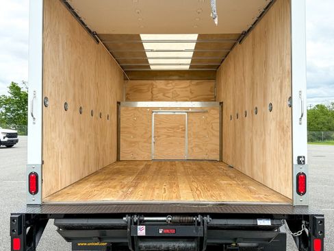 New 2025 Chevrolet Express 3500 w/ Power Convenience Package image 9