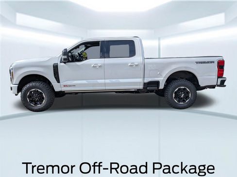 New 2026 Ford F250 Platinum AWD/4WD image 2