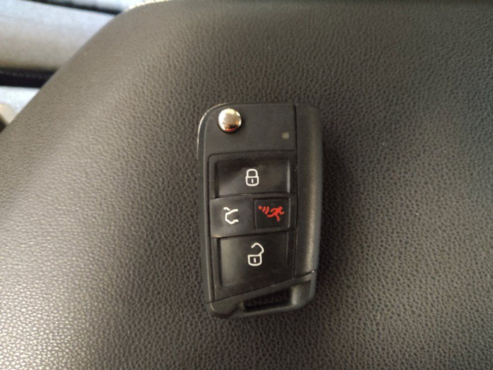 Used 2025 Volkswagen Jetta S FWD image 32