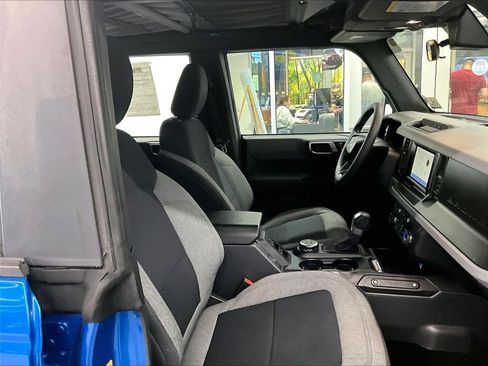 Used 2021 Ford Bronco 4-Door AWD/4WD image 11