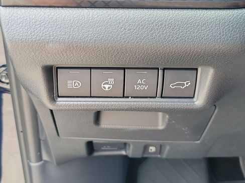 Used 2025 Toyota Grand Highlander AWD Hybrid image 33