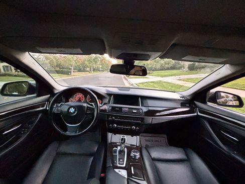 Used 2016 BMW 528i Sedan image 12