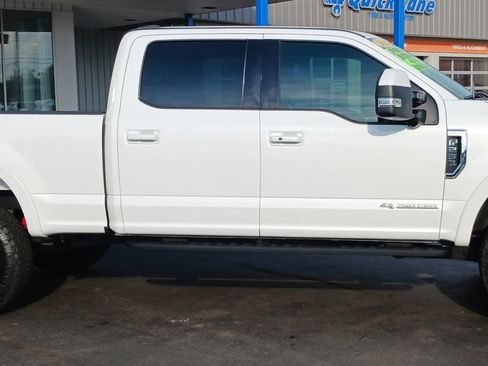 Used 2021 Ford F250 Lariat w/ Tremor Off-Road Package image 6