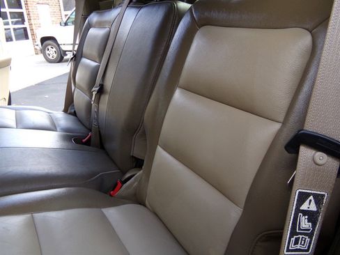 Used 2004 Ford Explorer Sport Trac XLT image 50