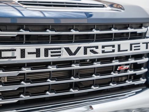 Used 2021 Chevrolet Silverado 3500 LTZ w/ LTZ Premium Package AWD/4WD image 12