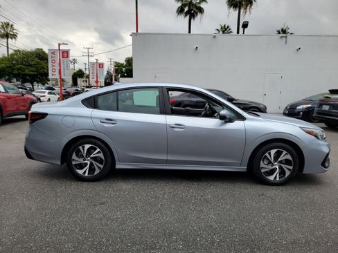 Used 2023 Subaru Legacy Premium image 4