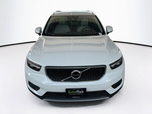 Used 2020 Volvo XC40 T5 Momentum AWD/4WD image 2