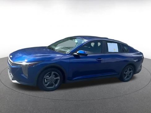 Used 2025 Kia K4 LXS image 8