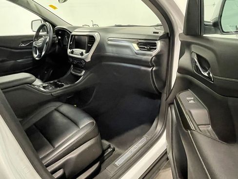 Used 2023 GMC Acadia SLT image 27