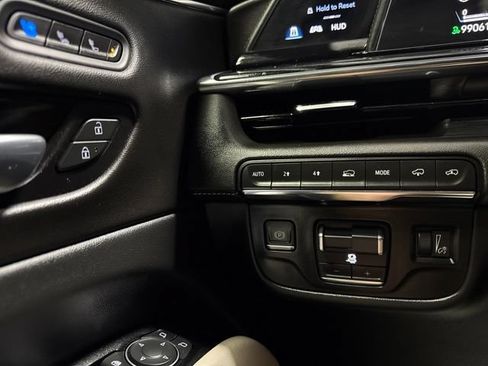Used 2021 Cadillac Escalade Sport w/ Driver Assist Tech Package AWD/4WD image 11