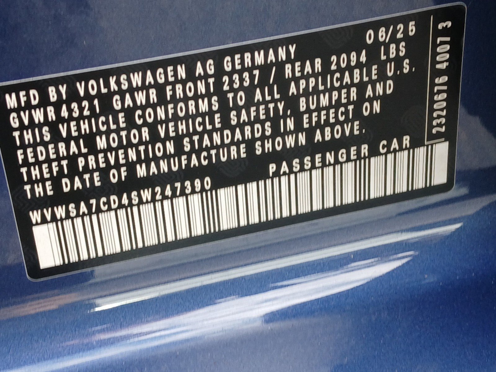 Used 2025 Volkswagen GTI SE FWD image 18