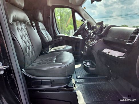 Used 2023 RAM ProMaster 2500 w/ Driver Convenience Group image 41