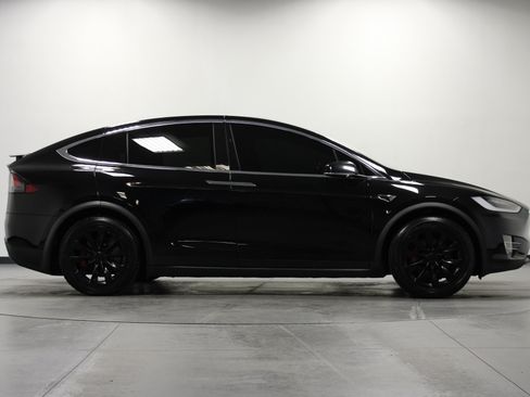 Used 2019 Tesla Model X Performance AWD/4WD image 3