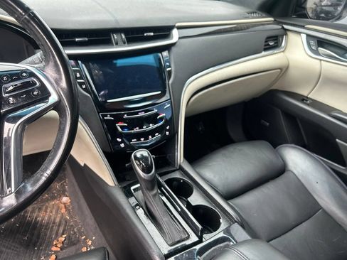 Used 2013 Cadillac XTS Platinum AWD/4WD image 14