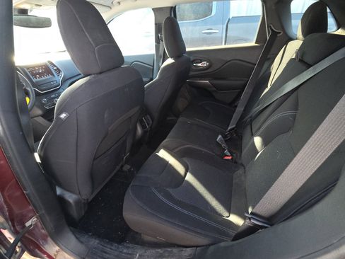 Used 2021 Jeep Cherokee Latitude image 13