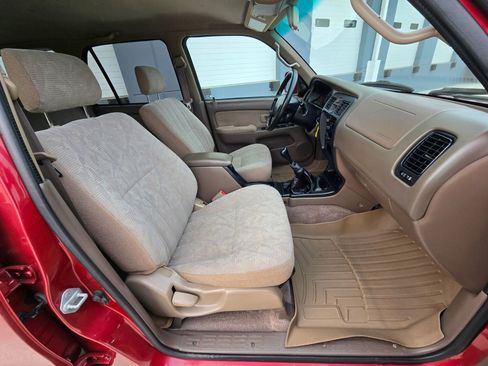 Used 2000 Toyota 4Runner SR5 image 19
