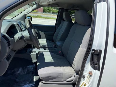 Used 2019 Nissan Frontier S RWD image 20