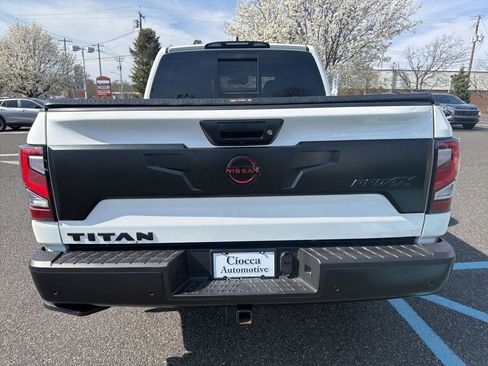 Used 2023 Nissan Titan PRO-4X w/ Pro-4x Convenience Package image 8