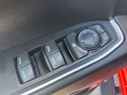 Used 2023 GMC Sierra 1500 Elevation AWD/4WD image 16