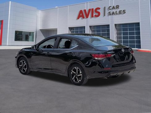 Used 2025 Nissan Sentra SV FWD image 9